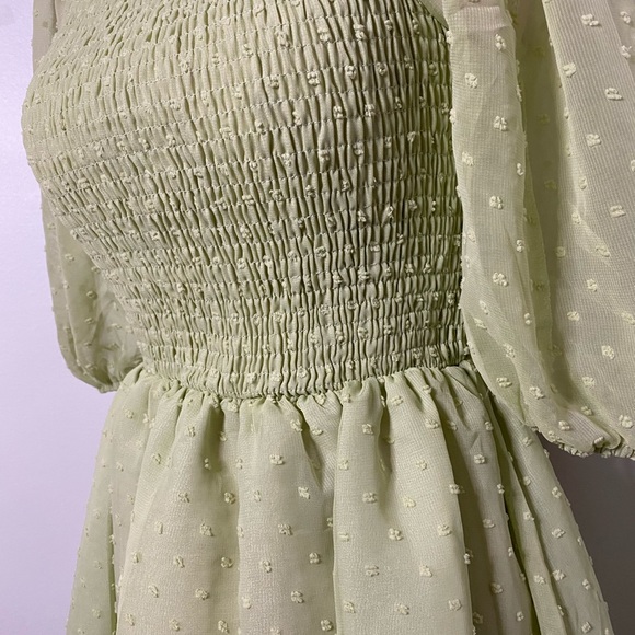 Dress - Picture 3 of 3